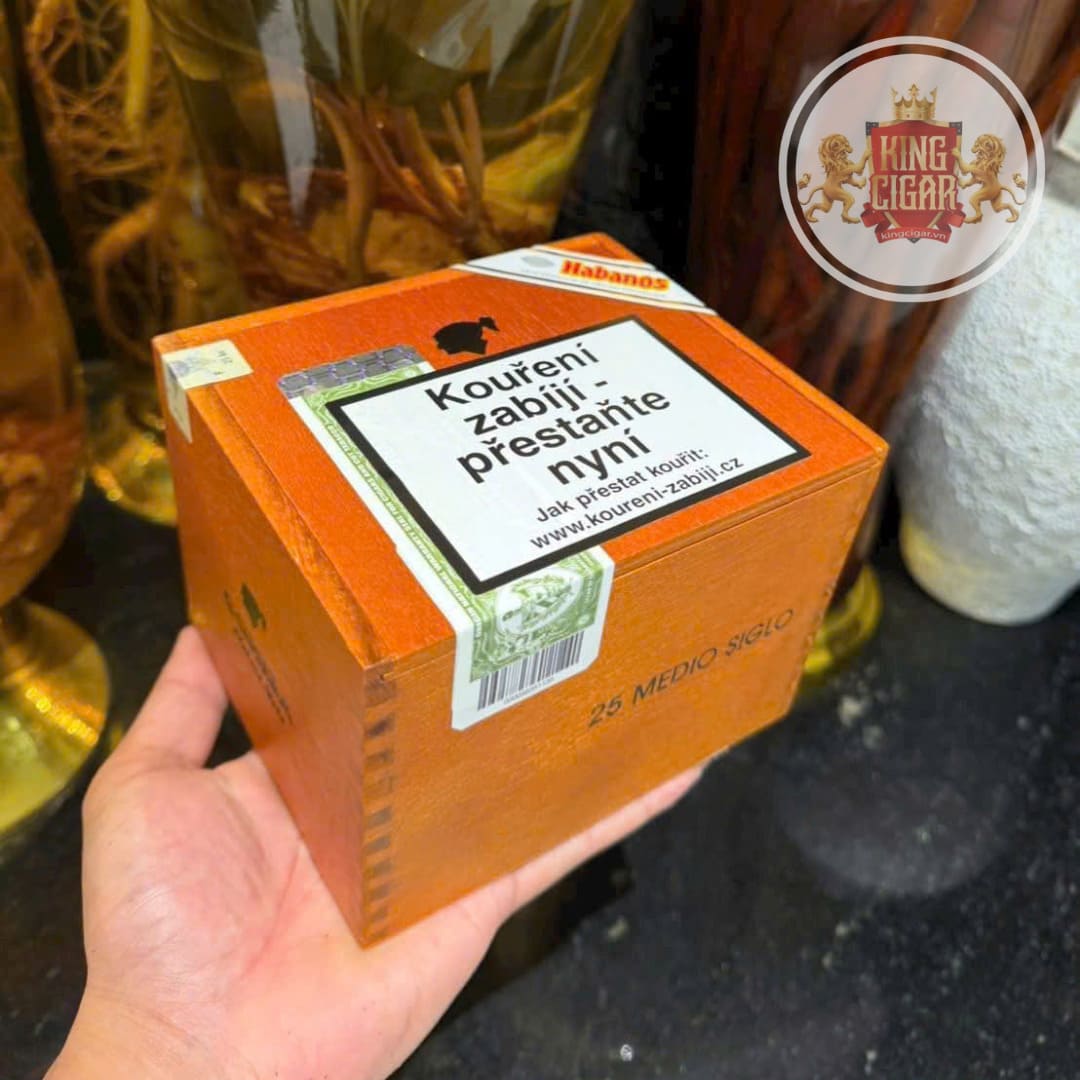 hop xi ga Cohiba Medio Siglo hop 25 dieu chinh hang